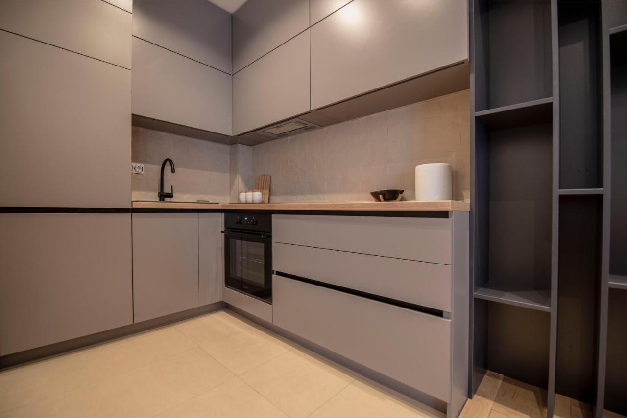 Aloha Apartment